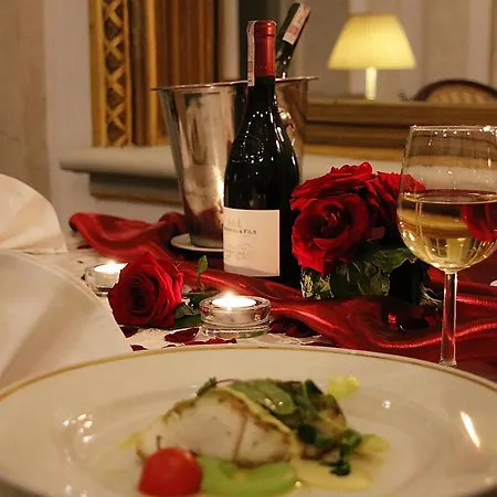 Hotel Palace And Park Complex Paszkówka