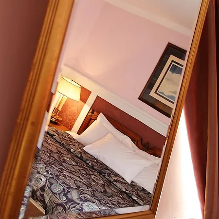 Palace And Park Complex 4* Paszkówka