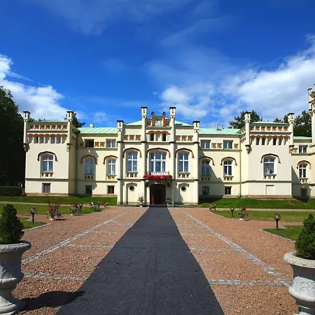 Palace And Park Complex