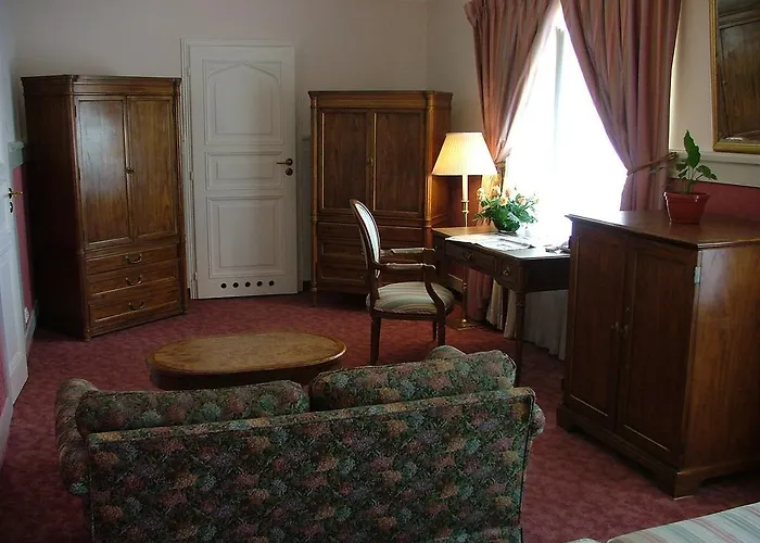 Отель Palace And Park Complex Пашкувка