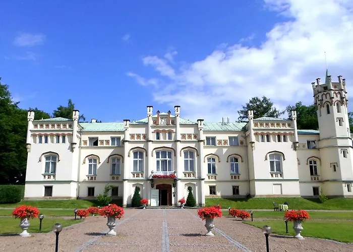 Palace And Park Complex Отель 4*