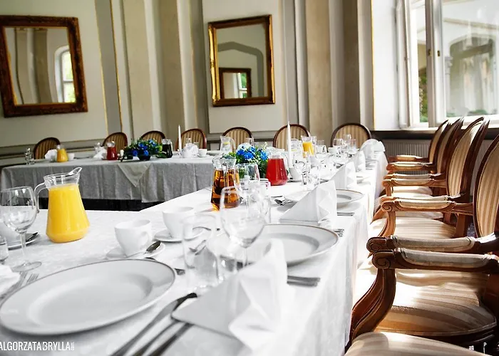 Palace And Park Complex Отель Пашкувка