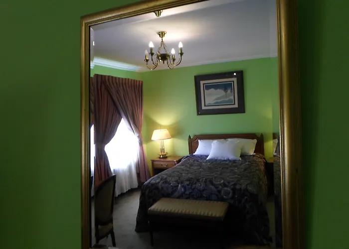 Отель Palace And Park Complex 4*