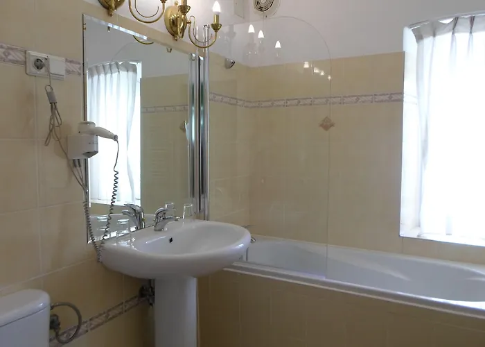 Palace And Park Complex Отель