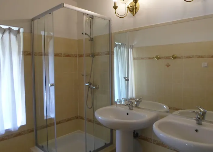 Palace And Park Complex Отель Пашкувка