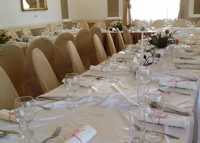 Отель Palace And Park Complex 4*