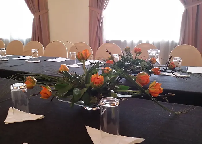 Отель Palace And Park Complex 4*