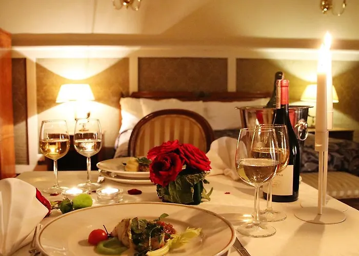 Palace And Park Complex Пашкувка