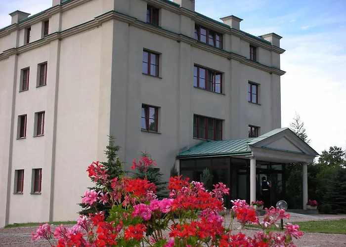 Отель Palace And Park Complex 4*