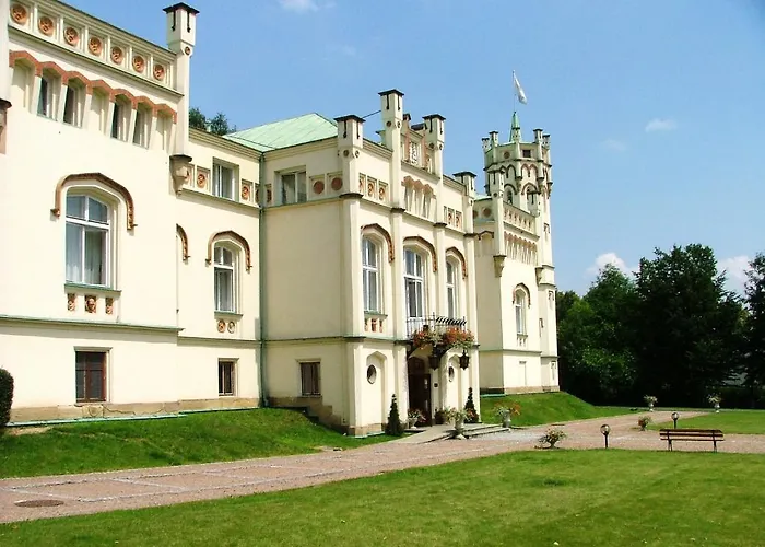 Palace And Park Complex Отель Пашкувка